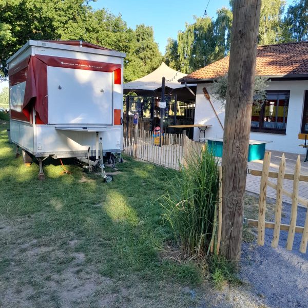 69b5a63b-ec86-4b0e-9244-37f4259a2ffc